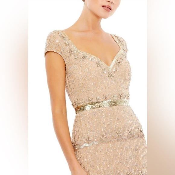 Nwt Mac Duggal Cap Sleeve Embellished Column Gown in Nude - Picture 2 of 15